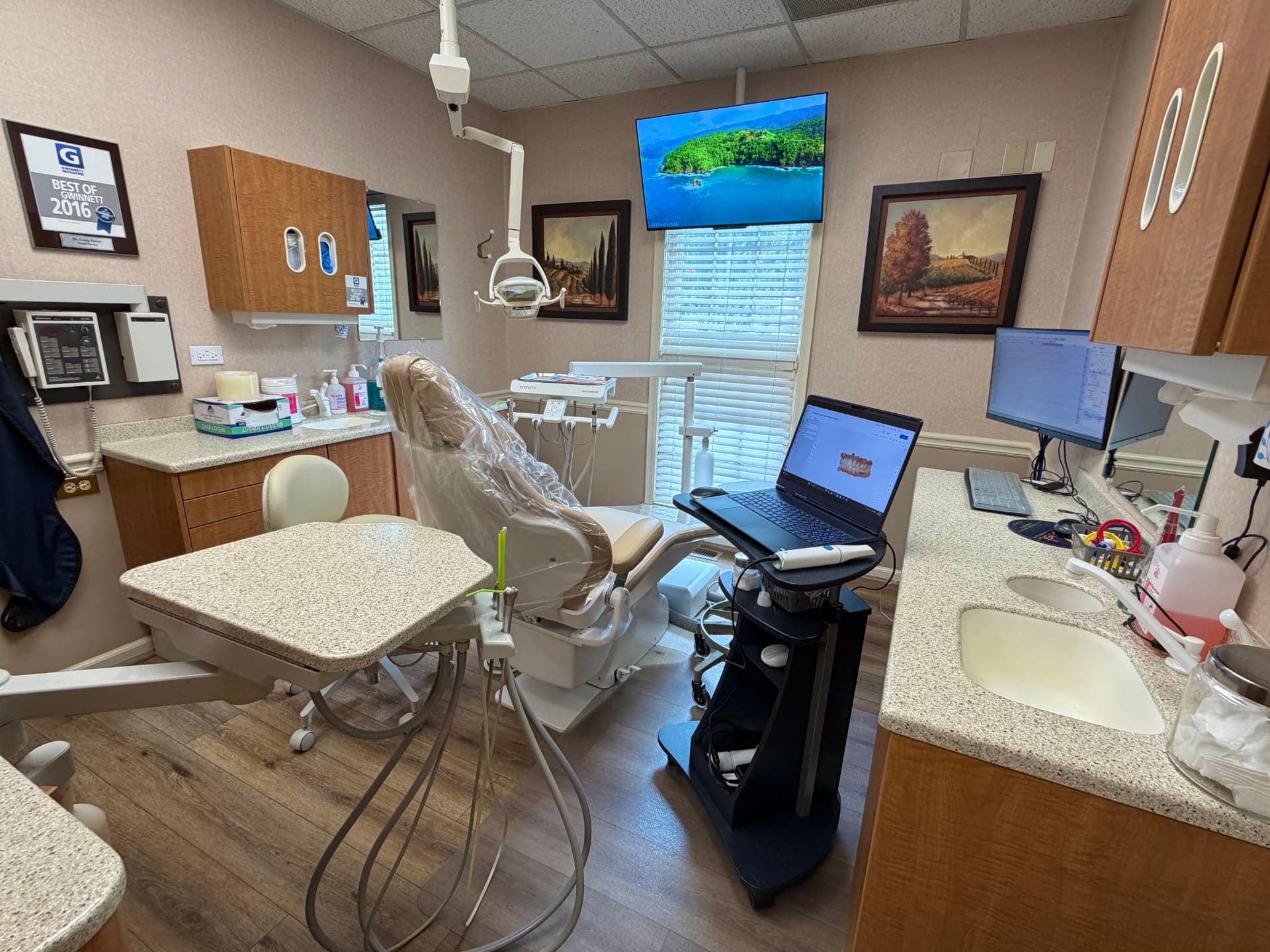 Modern treatment room at Fievet Dental